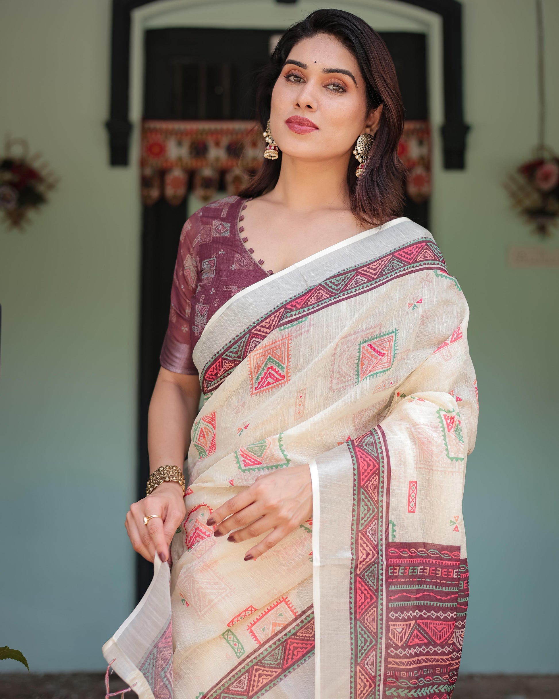 Off-white Pure Cotton Linen Saree Intricate Geometric Pattern and Tassels on Edges With Unstitched Blouse