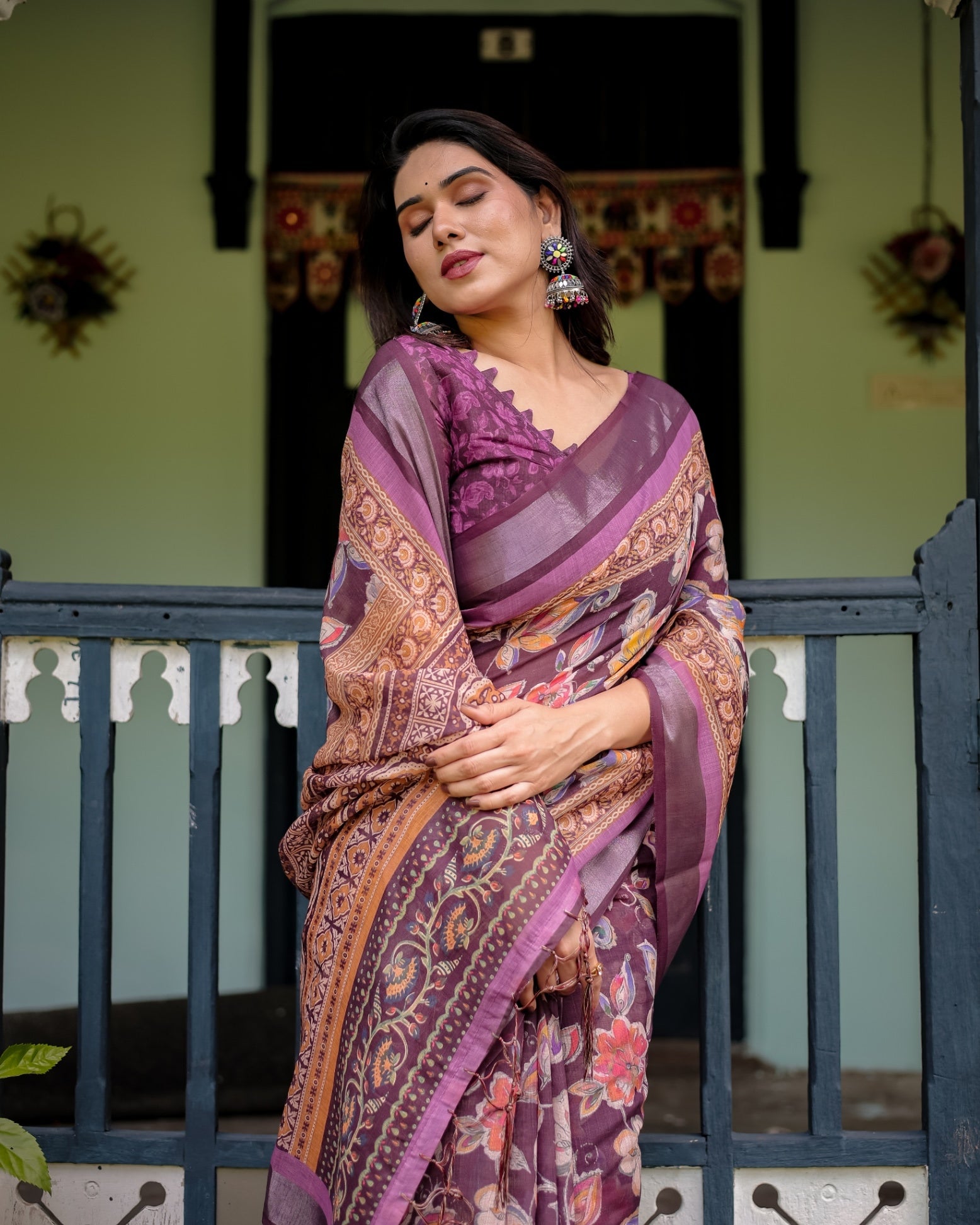 Purple Floral Printed Pure Cotton Linen Saree and Tassels With Unstitched Blouse