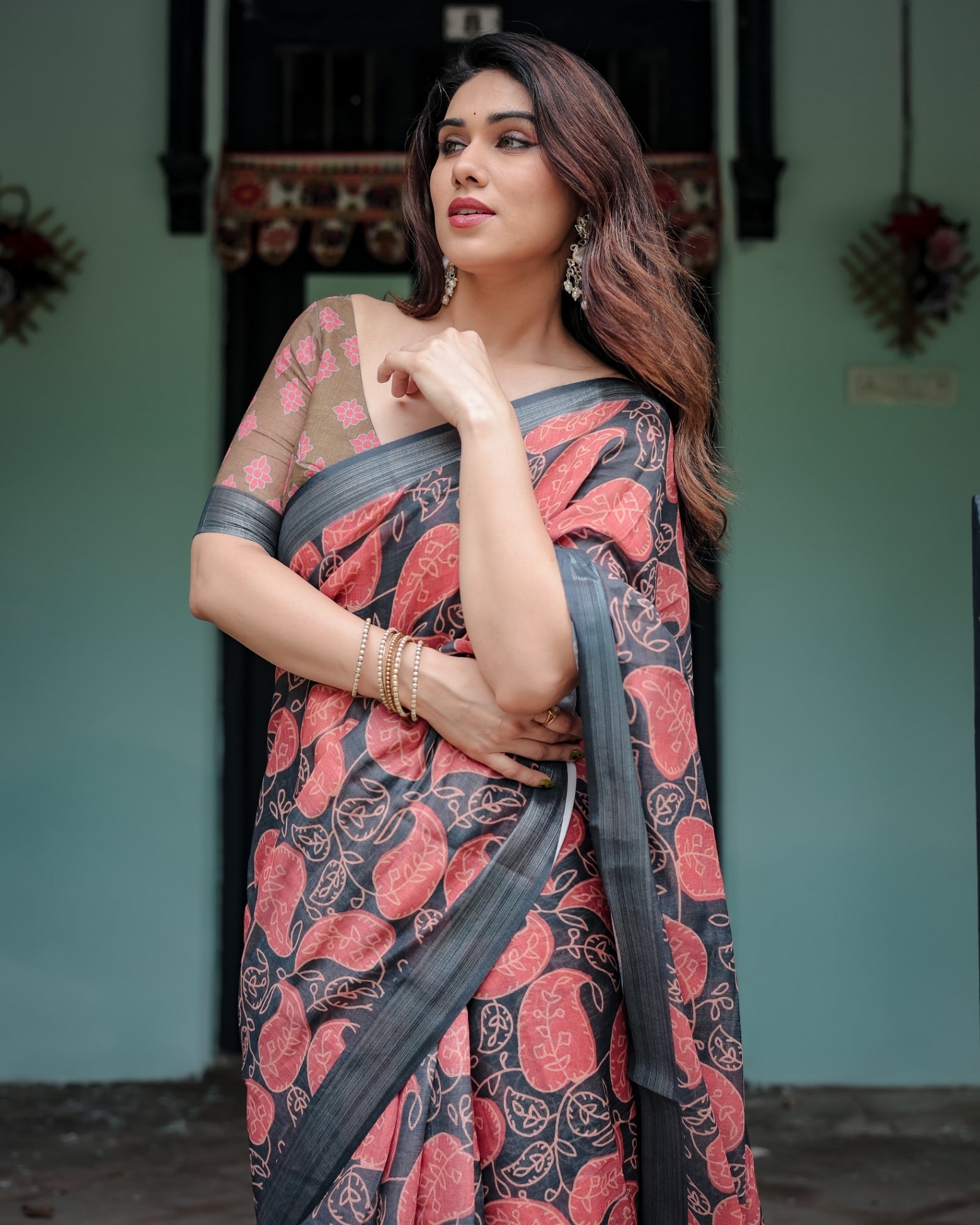 Charcoal Black Pure Cotton Linen Saree with Leafy Paisley Print And Tassel Detailing With Unstitched Blouse