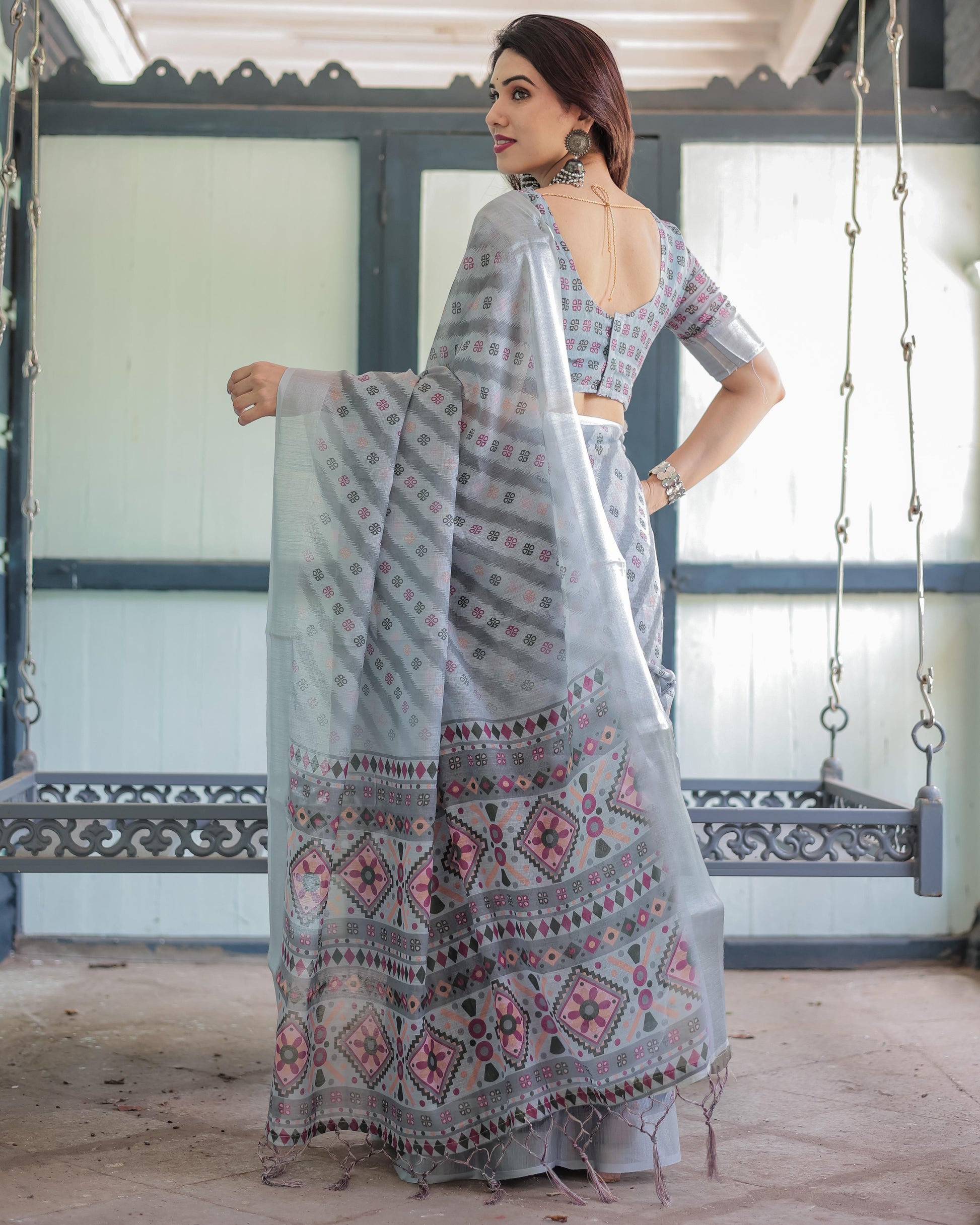 Grey Pastel Geometric & Floral Print Pure Cotton Linen Saree and Tassels With Unstitched Blouse
