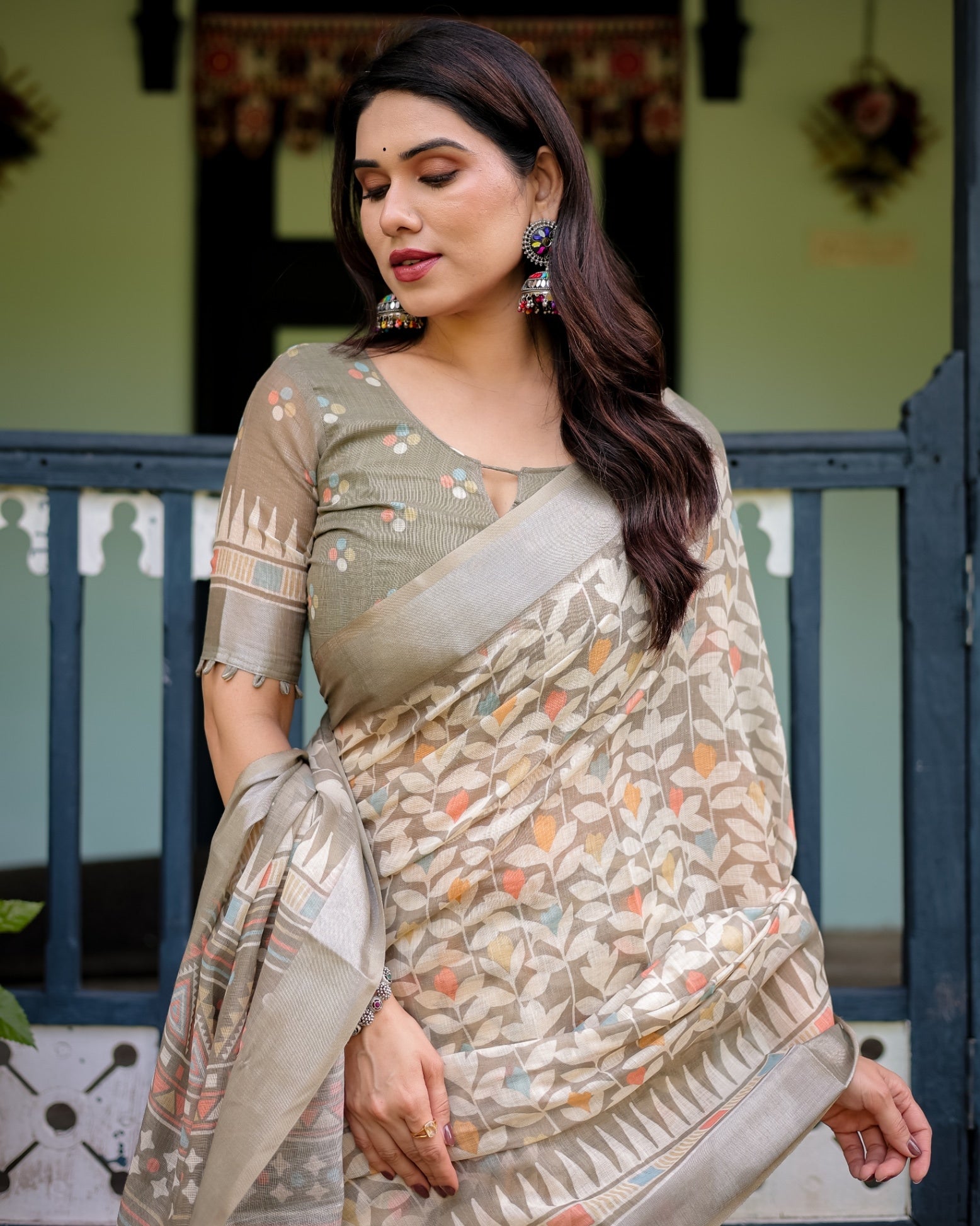 Beige Pure Cotton Linen Saree with Geometric and Leaf Pattern And Tassels With Unstitched Blouse