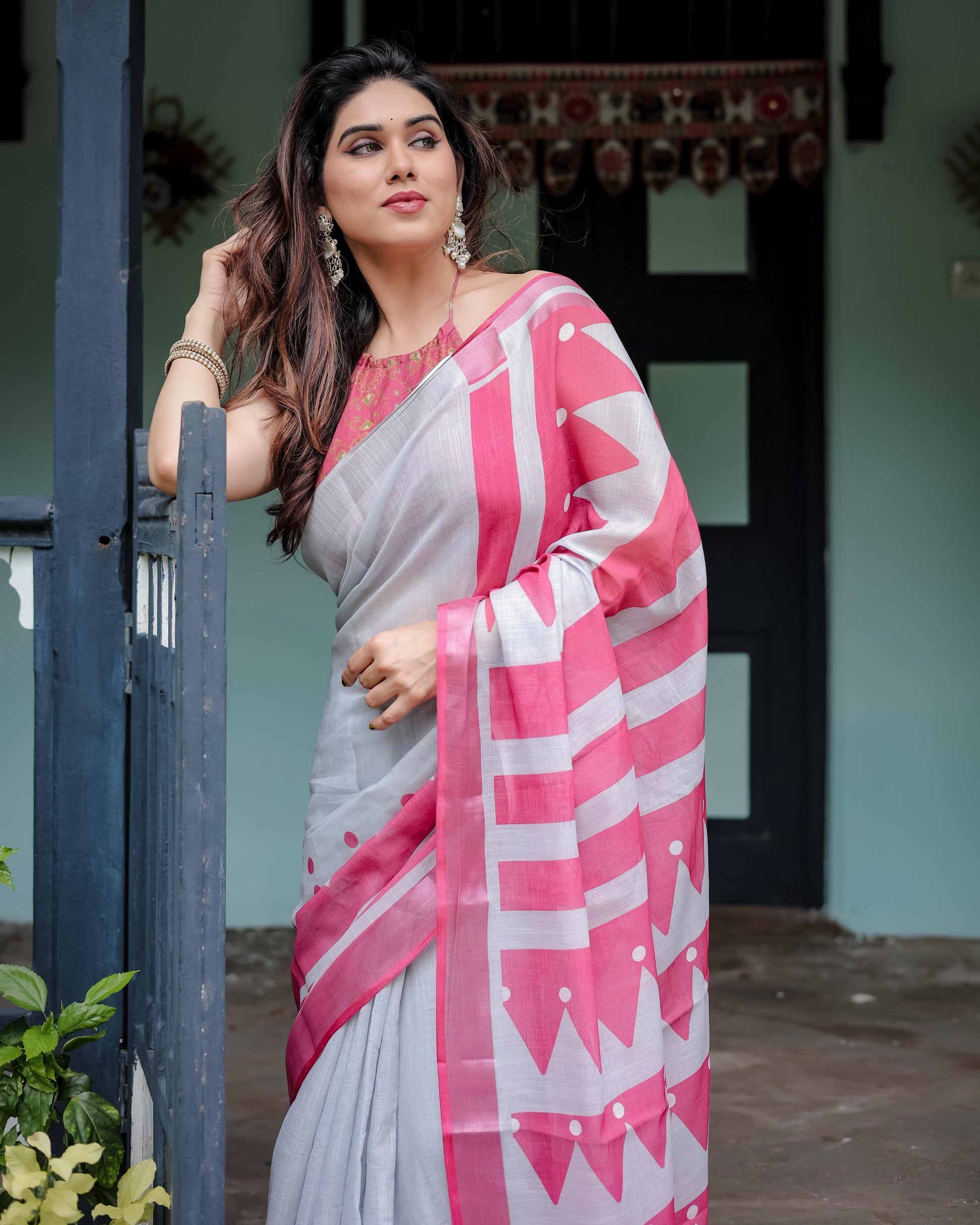 White and Pink Pure Cotton Linen Saree with Geometric Stripes And Tassel Detailing With Unstitched Blouse