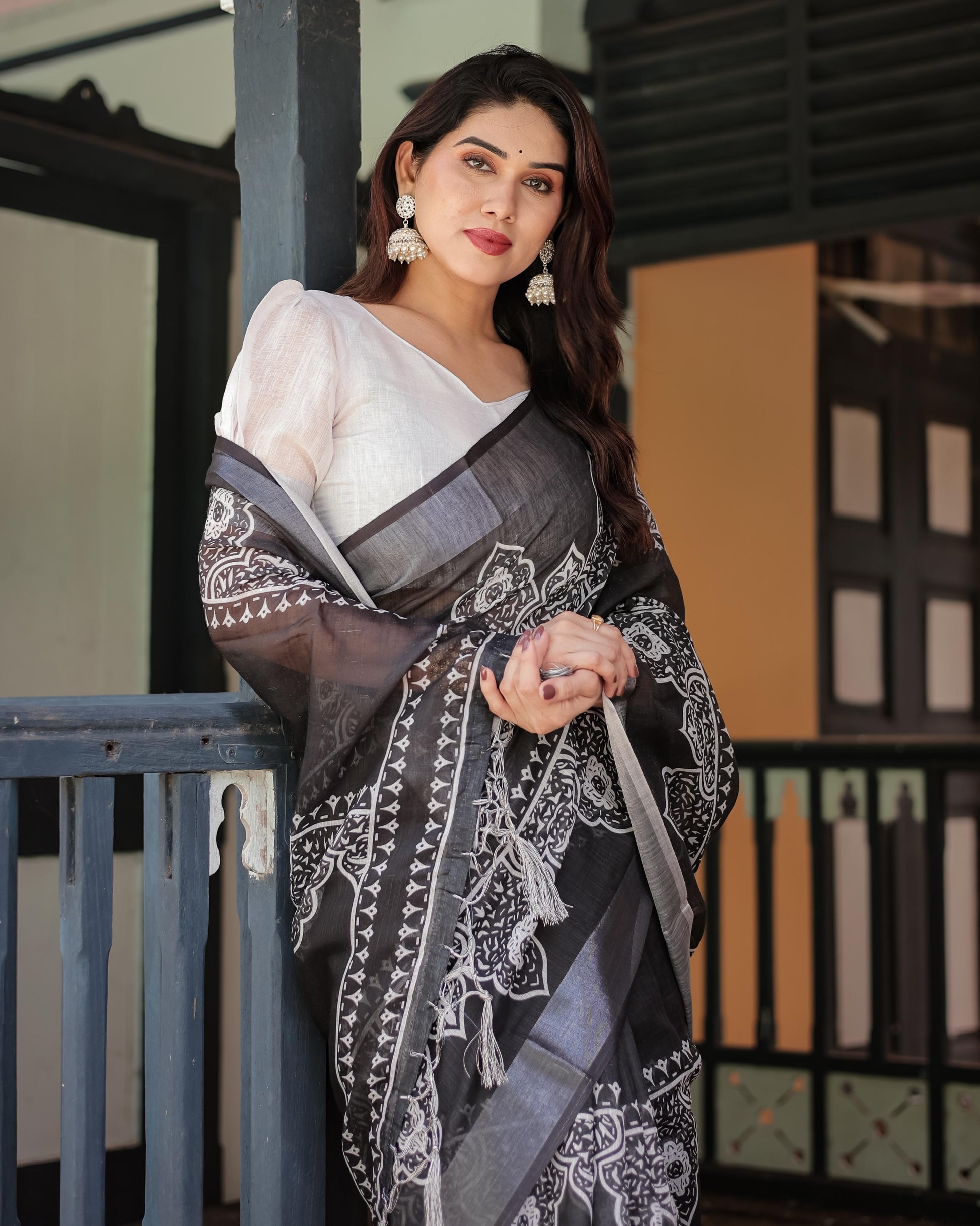 Black and White Pure Cotton Linen Saree Intricate Floral Design and Tassels on Edges With Unstitched Blouse