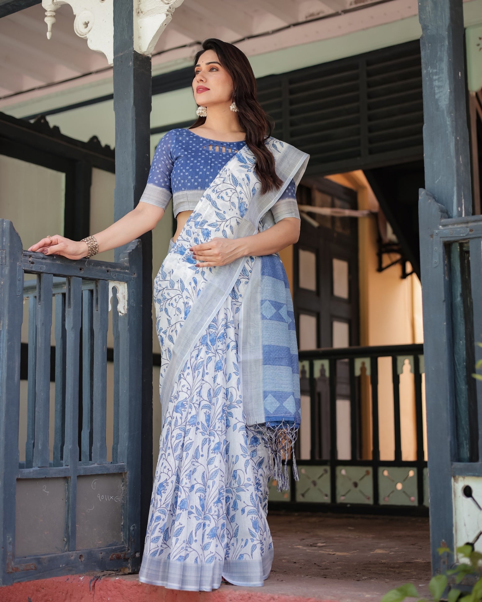 Blue and White Floral Pure Cotton Linen Saree and Tassels With Unstitched Blouse