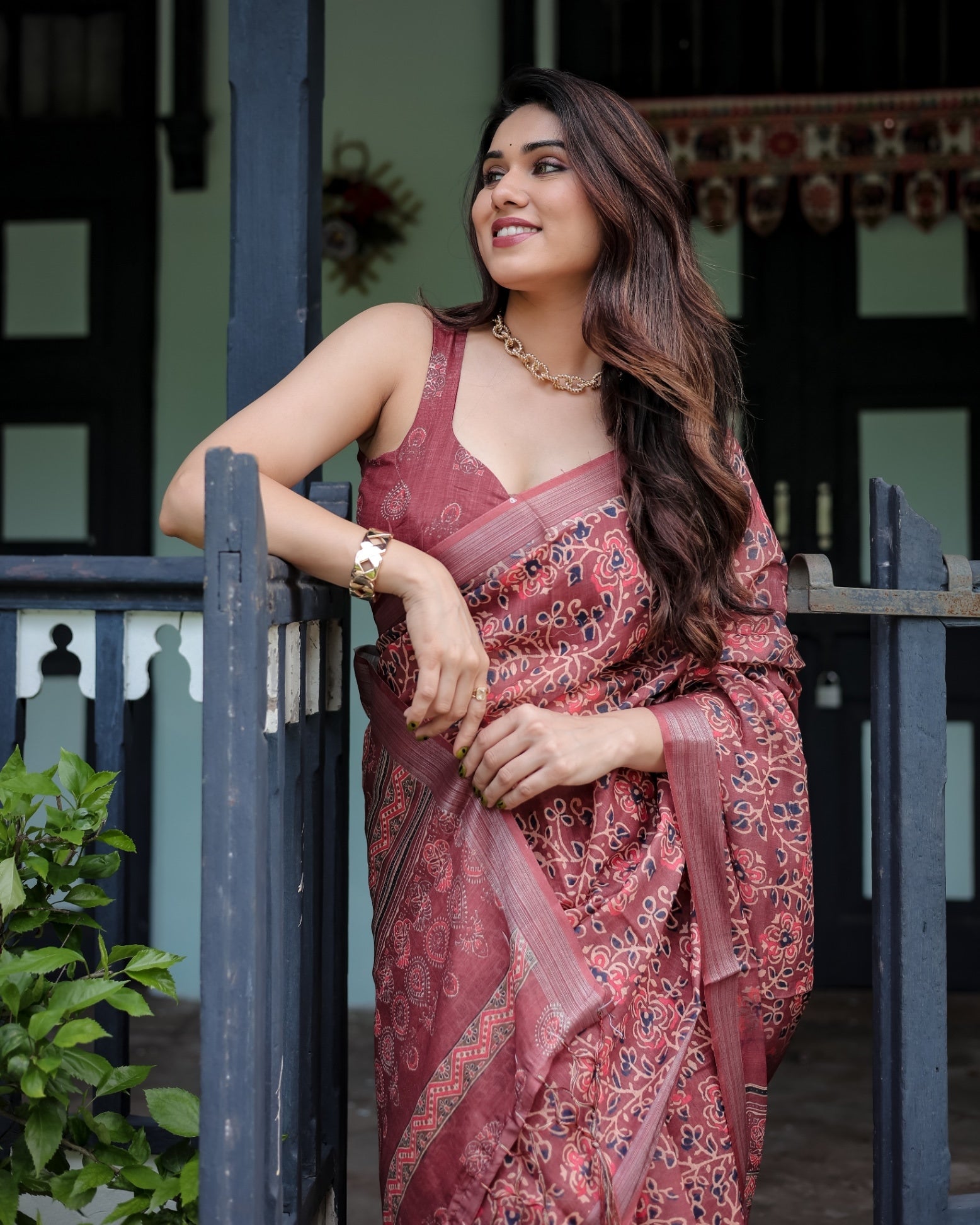 Rust Red Pure Cotton Linen Saree with Floral Block Print And Tassel Detailing With Unstitched Blouse