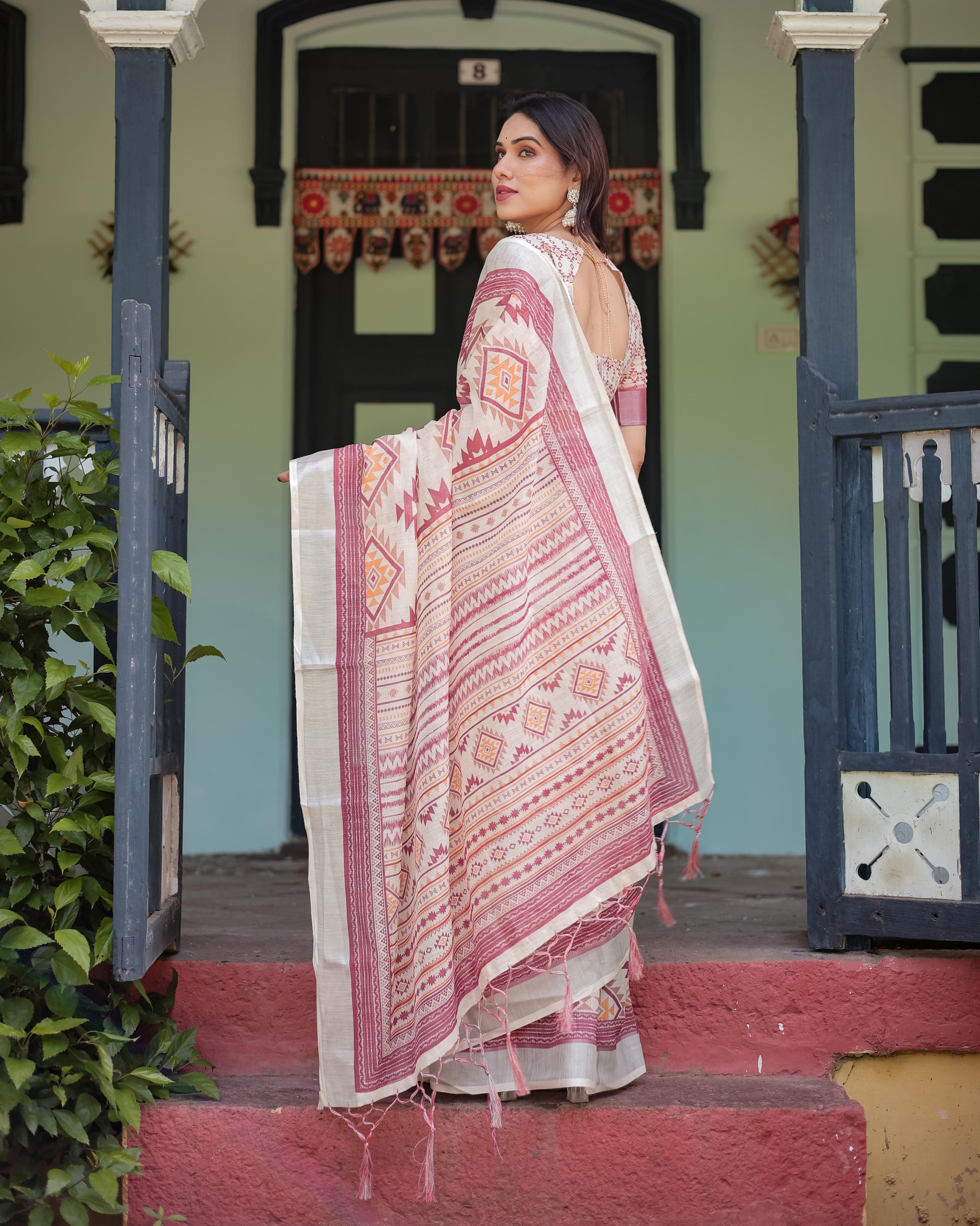 Cream and Maroon Geometric Printed Pure Cotton Linen Saree and Tassels With Unstitched Blouse