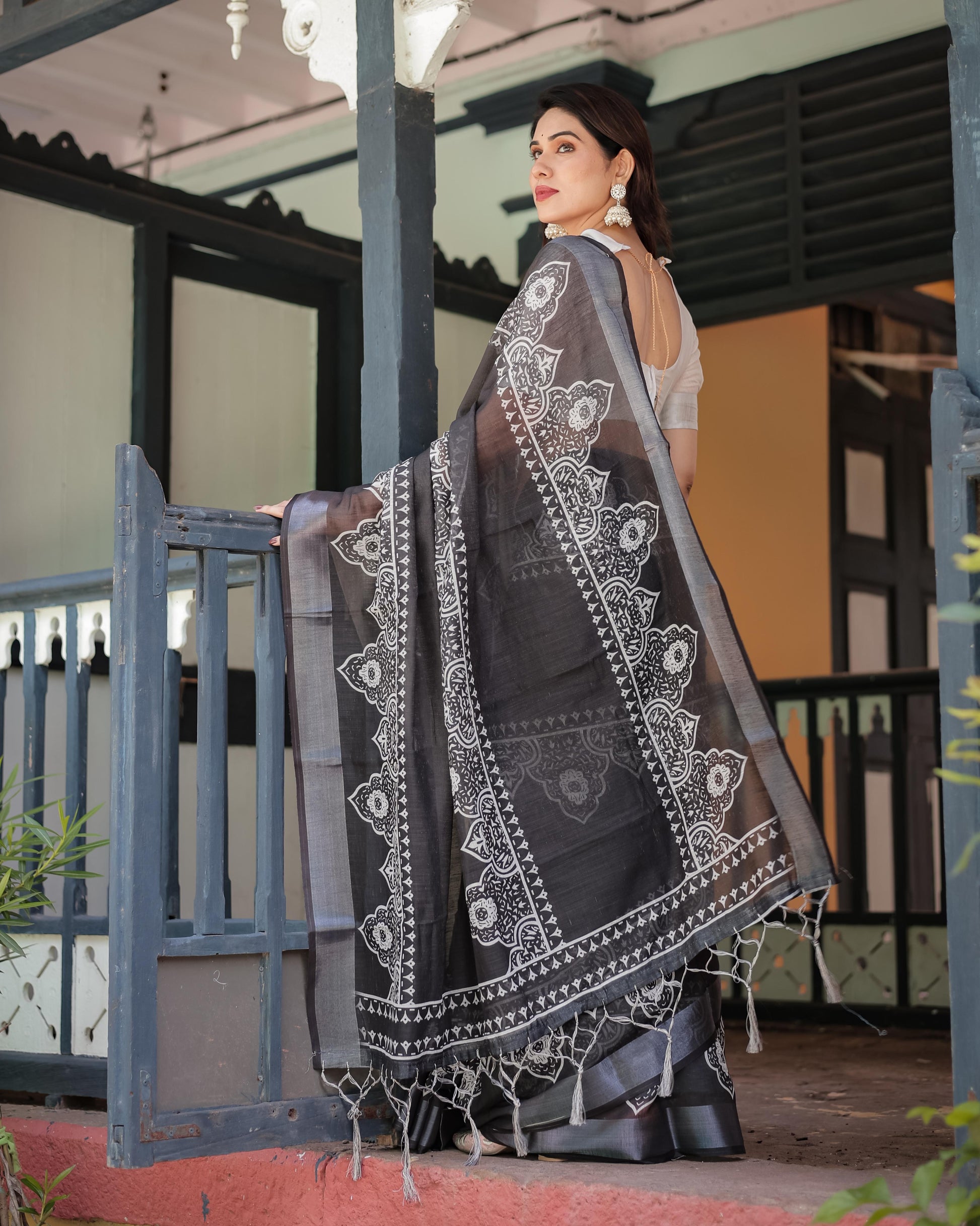 Black and White Pure Cotton Linen Saree Intricate Floral Design and Tassels on Edges With Unstitched Blouse