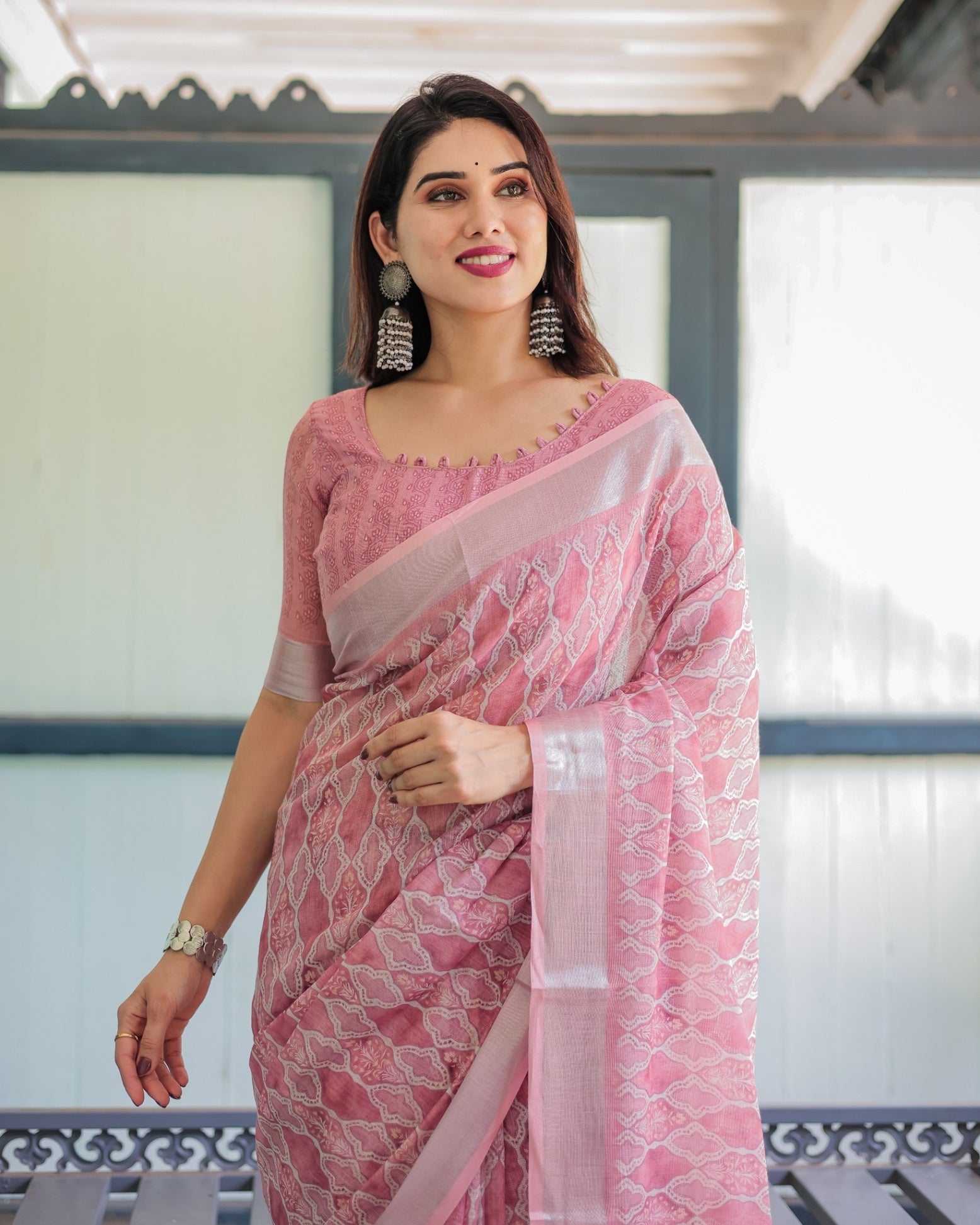 Elegant Rose Pink Pure Cotton Linen Saree with White Thread Work Matching And Tassel Edges With Unstitched Blouse