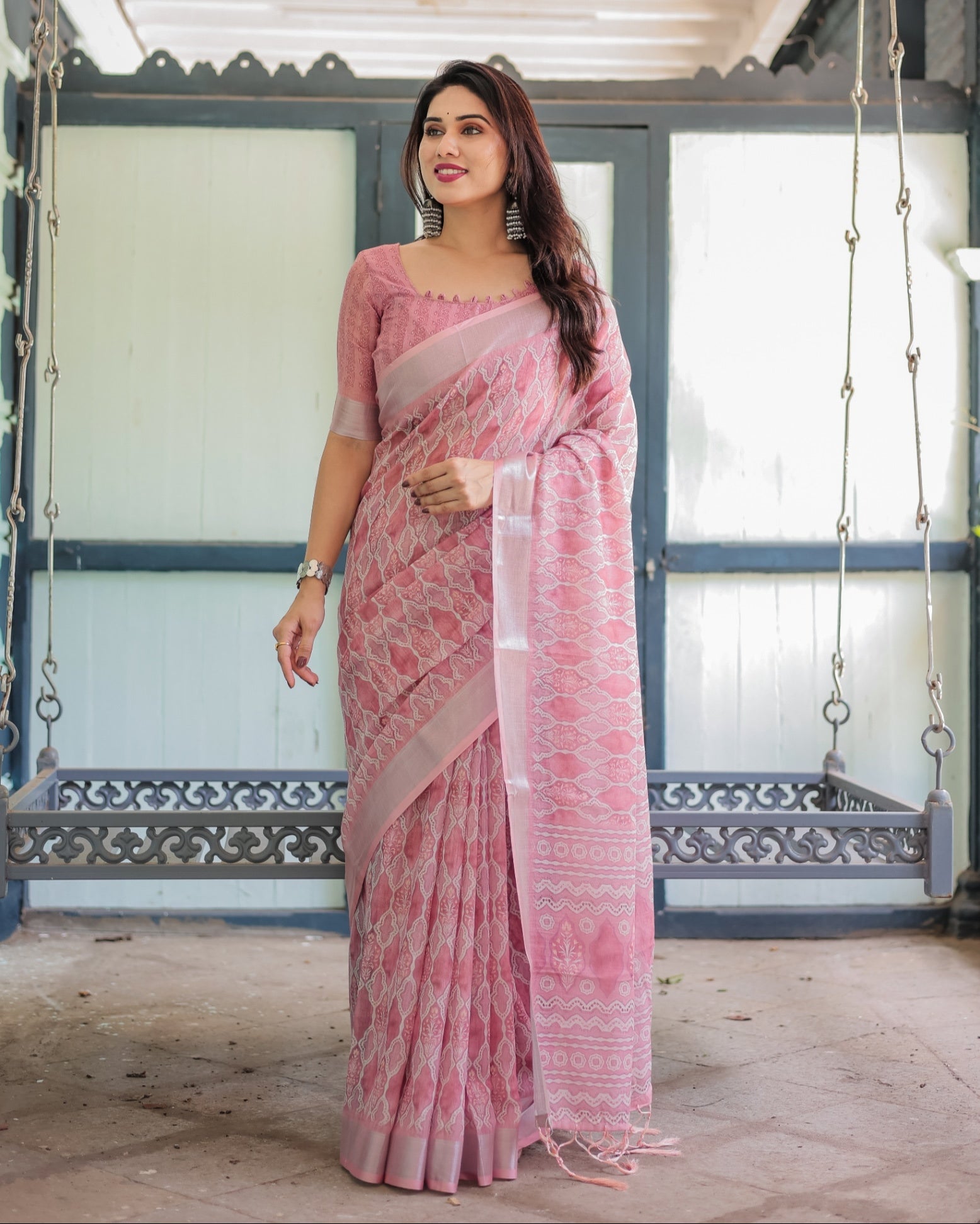 Elegant Rose Pink Pure Cotton Linen Saree with White Thread Work Matching And Tassel Edges With Unstitched Blouse